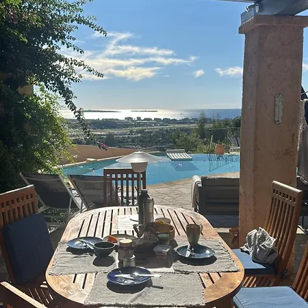Villa La Roche Cannes, Meerblick, Salzwasserpool, Sauna Mandelieu